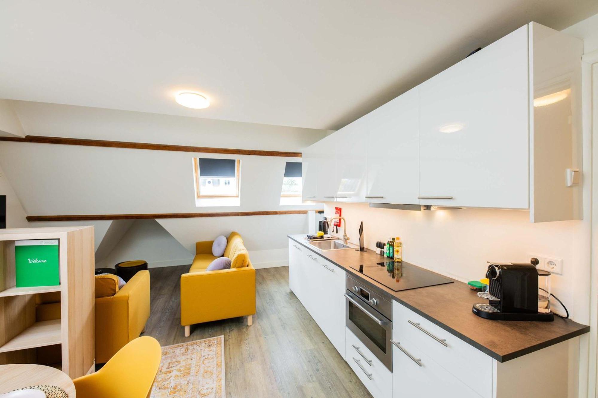 Joyful 50m2 Two-bedroom - Sd23j Eindhoven